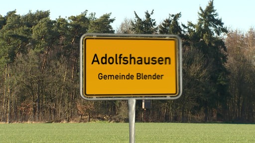 Das Ortsschild von Adolfshausen.