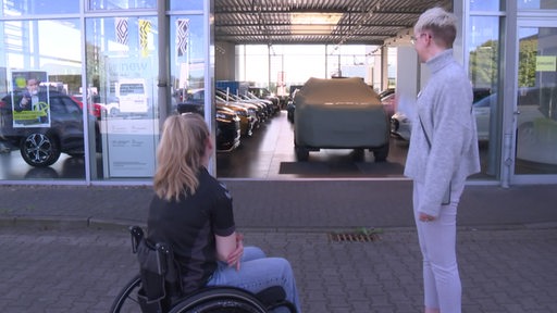 Parasportlerin Mascha Mosel bekommt ein neues Auto.