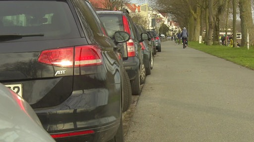 Parkende Autos am Bremer Osterdeich