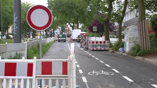 Eine eingerichtete Baustelle auf einer Schwachhausener Straße.