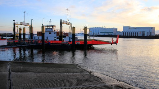 Fährverkehr auf der Weser zwischen Vegesack in der Hansestadt Bremen und Lemwerder in Niedersachsen.