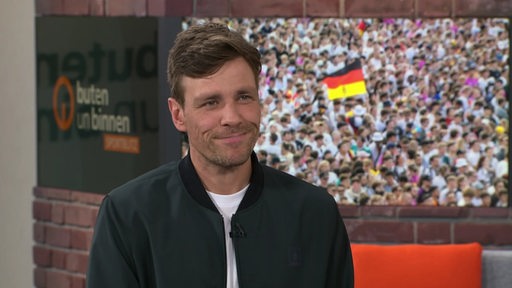 Werders Sportgeschäftsführer Clemens Fritz zu Gast im Sportblitz--Studio.