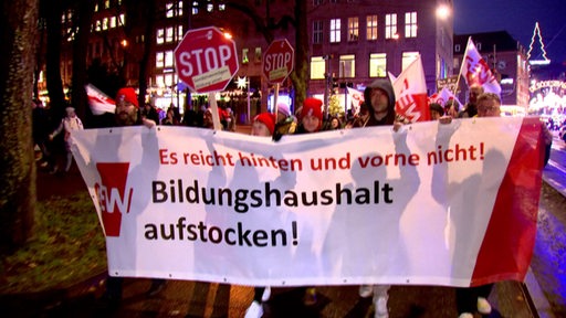 Demonstration für das Aufstocken des Bildungshaushaltes