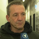 Fischtown-Coach Thomas Popiesch gibt der ARD ein Interview.