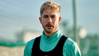 Romano Schmid auf dem Trainingsplatz. 