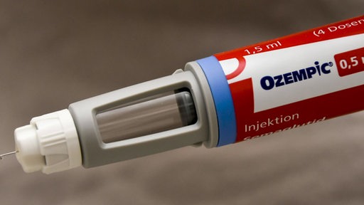 Eine Abnehmspritze der Firma Özempic