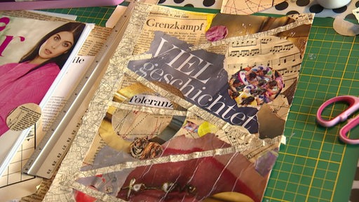 Eine Collage aus mehreren Papierschnipseln.