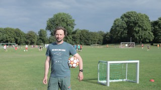 Ingo Müller engagiert sich ehrenamtlich als Fußballtrainer. 