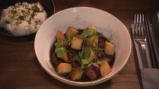 Das Gericht Lomo Saltado aus Japan und Peru.