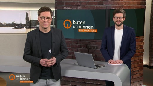 Moderatoren Felix Krömer und Niko Schleicher im Studio 