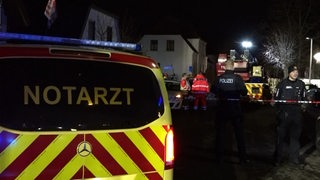 Unfallstelle mit Einsatzfahrzeugen