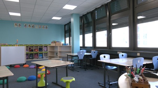 Ein leeres Klassenzimmer