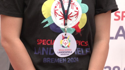 ein Medaillenträger der Special Olympics in Bremen.