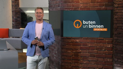 Moderator Stephan Schiffner im Sportblitz Studio. 