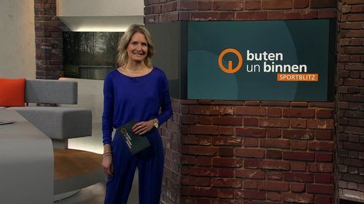 Moderatorin Janna Betten im Sportblitz Studio. 