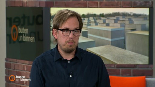 Historiker Marcus Meyer ist zu Gast im buten un binnen Studio.