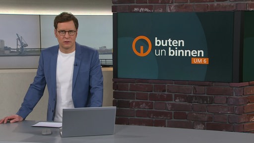 Moderator Felix Krömer im buten un binnen Studio.