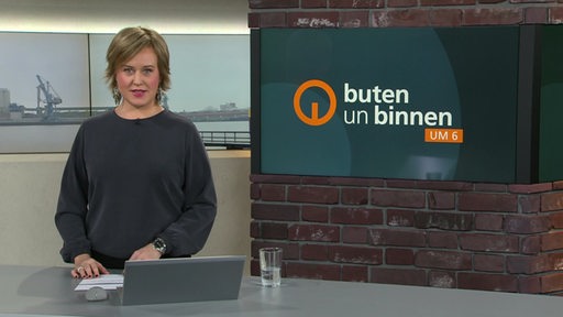 Moderatorin Kirsten Rademacher im buten un binnen Studio. 