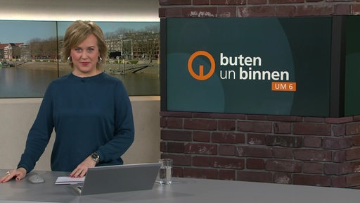 Moderatorin Kirsten Rademacher im buten un binnen Studio. 