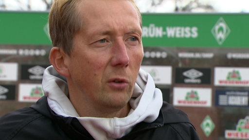 Werders U23-Trainer Konrad Fünfstück nach einem Heimspiel im Interview.